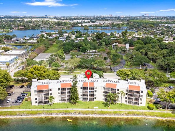 111 Lake Emerald Drive 106, Oakland Park FL 33309