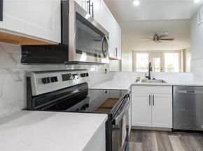 119 Royal Park Dr 4H, Oakland Park FL 33309