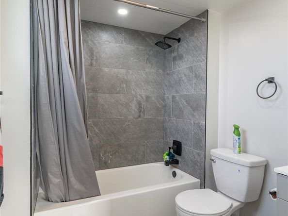 119 Royal Park Dr 4H, Oakland Park FL 33309