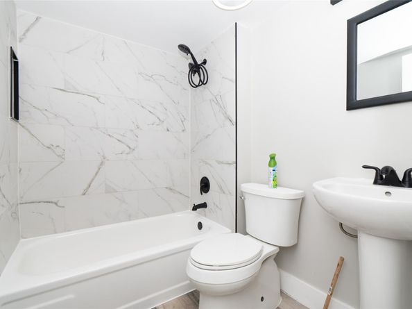 119 Royal Park Dr 4H, Oakland Park FL 33309