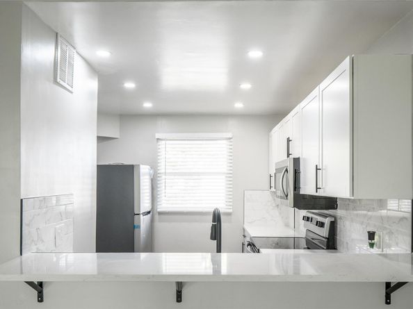 119 Royal Park Dr 4H, Oakland Park FL 33309