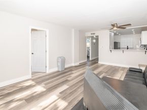 119 Royal Park Dr 4H, Oakland Park FL 33309