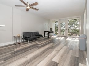 119 Royal Park Dr 4H, Oakland Park FL 33309