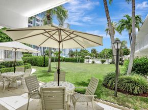 3215 SE 10th Street 102, Pompano Beach FL 33062
