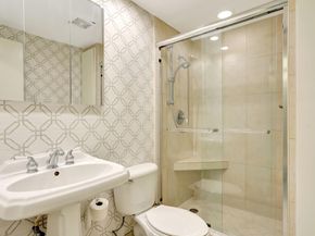 3215 SE 10th Street 102, Pompano Beach FL 33062