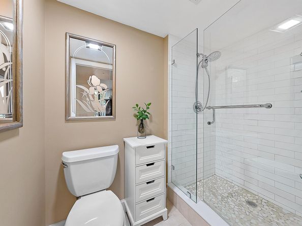 2101 Marina Isle Way 404, Jupiter FL 33477