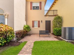 106 Via Floresta Drive, Boca Raton FL 33487