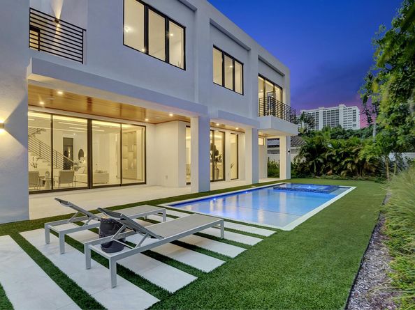 812 Malaga Drive, Boca Raton FL 33432