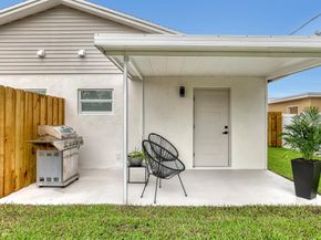 414 W Mango Street, Lantana FL 33462