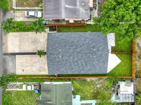 414 W Mango Street, Lantana FL 33462