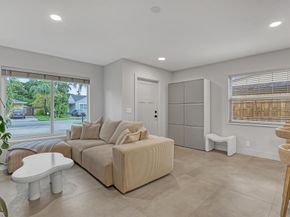 414 W Mango Street, Lantana FL 33462