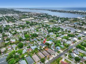 414 W Mango Street, Lantana FL 33462