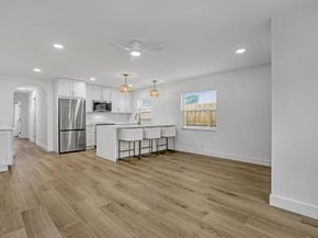 414 W Mango Street, Lantana FL 33462