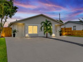 414 W Mango Street, Lantana FL 33462