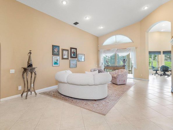 7146 Falls Road E, Boynton Beach FL 33437