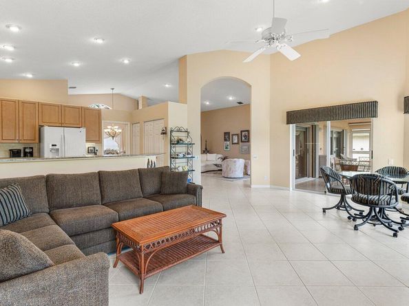 7146 Falls Road E, Boynton Beach FL 33437