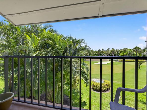 704 Clubhouse Circle, Jupiter FL 33477