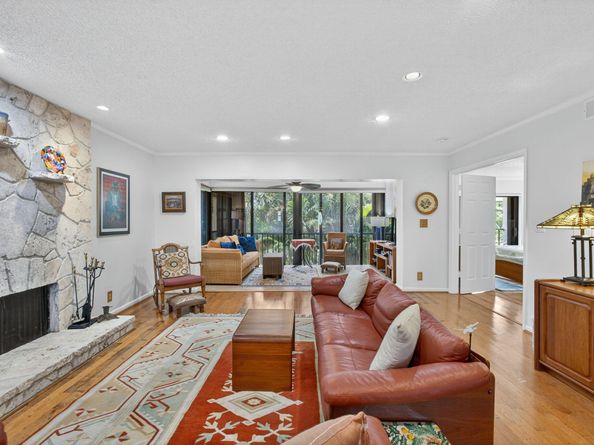 704 Clubhouse Circle, Jupiter FL 33477