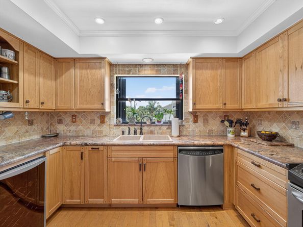 704 Clubhouse Circle, Jupiter FL 33477