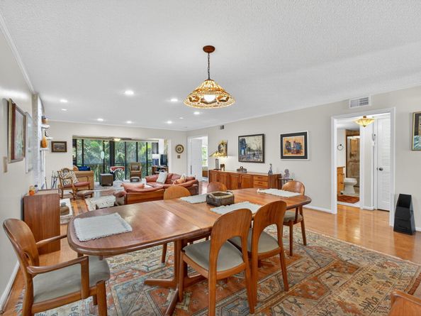 704 Clubhouse Circle, Jupiter FL 33477