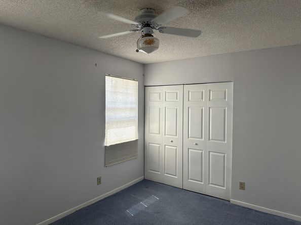 621 NW 105th Way, Pembroke Pines FL 33026