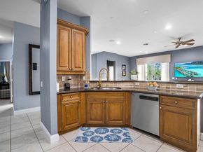 972 Lavender Cir, Weston FL 33327