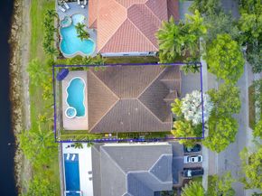 972 Lavender Cir, Weston FL 33327