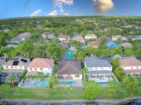 972 Lavender Cir, Weston FL 33327