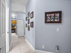 972 Lavender Cir, Weston FL 33327