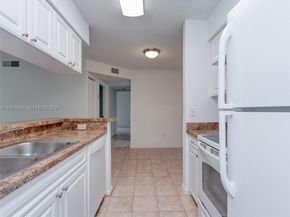 1235 SW 46th Avenue 707, Pompano Beach FL 33069