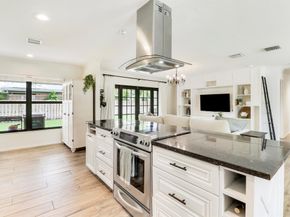 902 Oak Circle, Jupiter FL 33458
