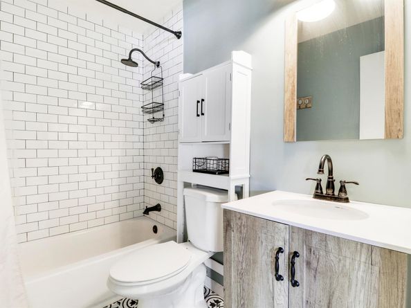 902 Oak Circle, Jupiter FL 33458