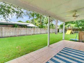 902 Oak Circle, Jupiter FL 33458