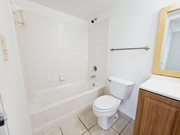 1163 Lake Terry Dr L, West Palm Beach FL 33411