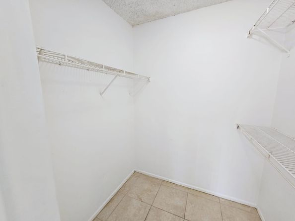 1163 Lake Terry Dr L, West Palm Beach FL 33411