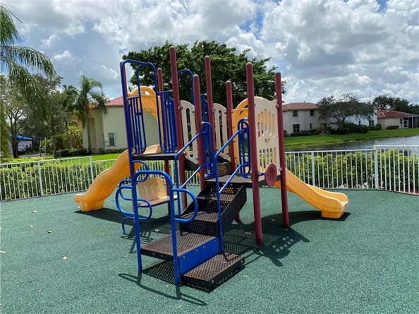 16045 Emerald Cove Rd 16045, Weston FL 33331