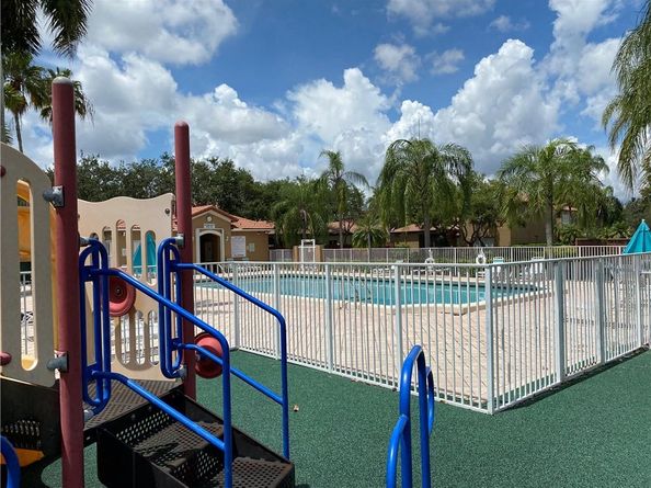 16045 Emerald Cove Rd 16045, Weston FL 33331