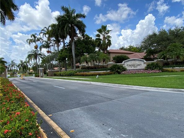16045 Emerald Cove Rd 16045, Weston FL 33331