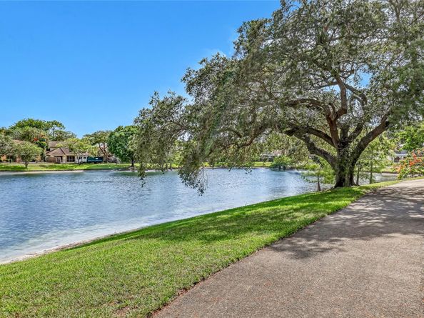6488 Pond Apple Rd, Boca Raton FL 33433