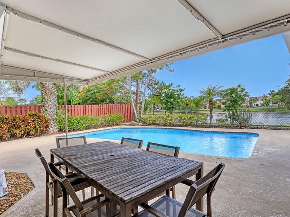 6488 Pond Apple Rd, Boca Raton FL 33433
