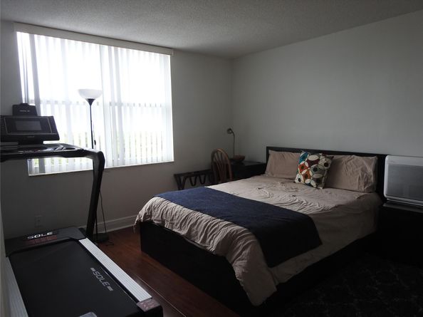 1800 N Andrews Ave 8C, Fort Lauderdale FL 33311