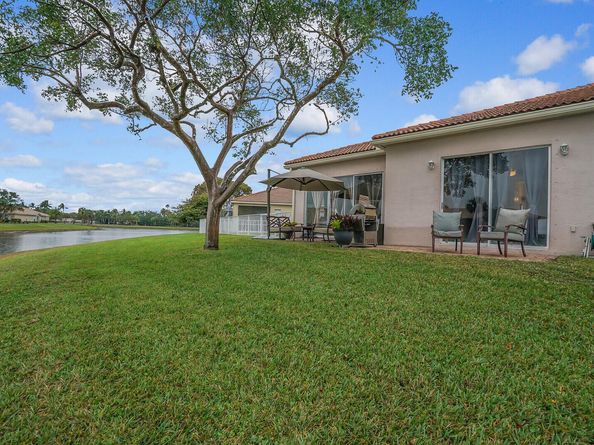 2394 Kemps Bay, West Palm Beach FL 33411