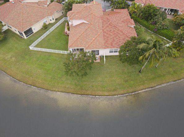 2394 Kemps Bay, West Palm Beach FL 33411