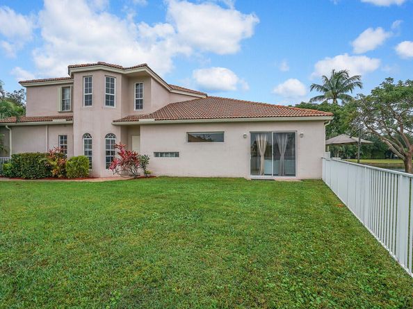 2394 Kemps Bay, West Palm Beach FL 33411