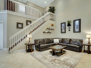 2394 Kemps Bay