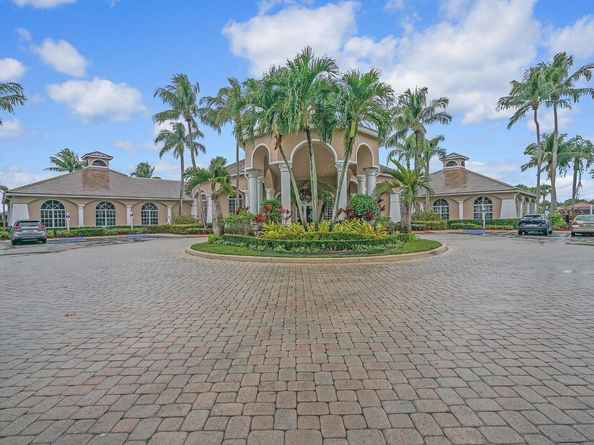 2394 Kemps Bay, West Palm Beach FL 33411