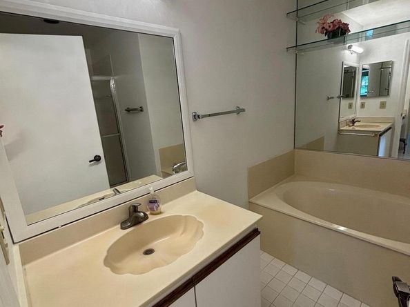 8169 Waterline Drive, Boynton Beach FL 33472