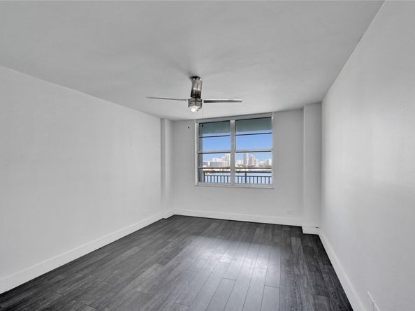 301 174th St 1401, Sunny Isles Beach FL 33160