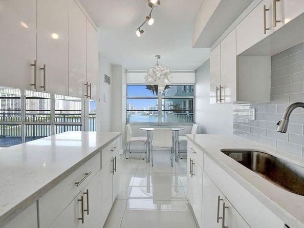 301 174th St 1401, Sunny Isles Beach FL 33160