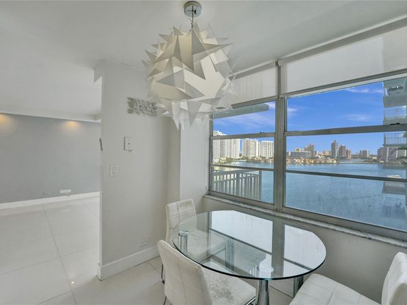 301 174th St 1401, Sunny Isles Beach FL 33160
